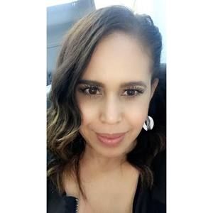 Meet your Posher, Cenia