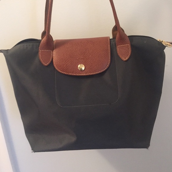 Longchamp pliage purse