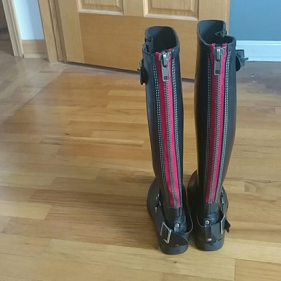 Steven Madden Rubber Boots