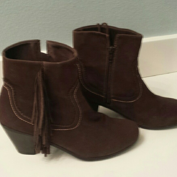Chocolate  fringe ankle  boots 8 m