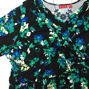 CLEAR OUT SALE✨Casual floral dress by Elle