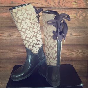 Coach winter boots