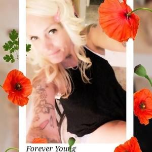 Meet your Posher, Dana