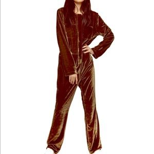Data by Zendaya Oversized Jumpsuit velvet