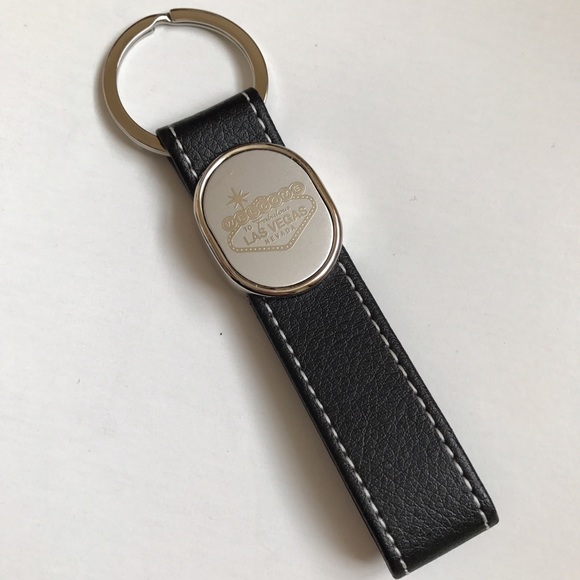 NWOT Welcome to Las Vegas Black Leather Keychain