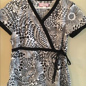 Koi scrub top