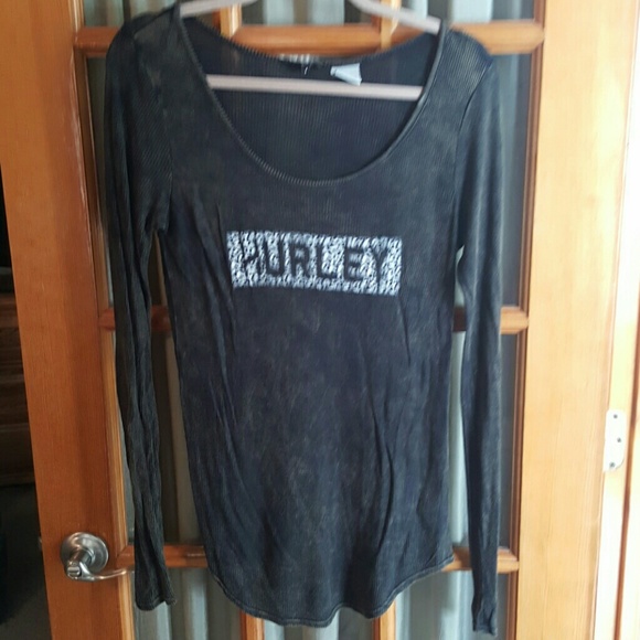 Long sleeve Hurley top