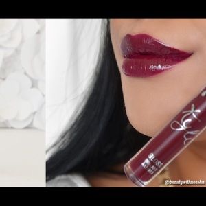 ❣️LIMITED ED. KYLIE COSMETICS HOLIDAY LIP GLOSS❣️