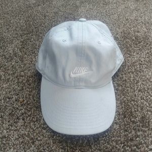 Nike strapback hat