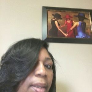 Meet your Posher, Latricia