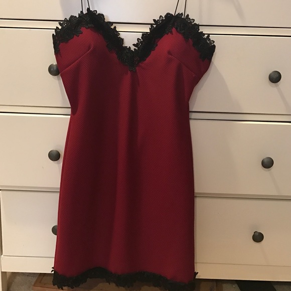 Windsor red and black dress
