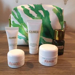 La Mer Travel Size Skincare Set w/ Cosmetic Bag
