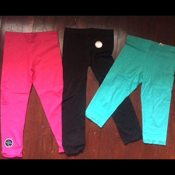 ⚡️FLASH SALE ⚡️ BNWT girl's Capri legging bundle. - Picture 1 of 1