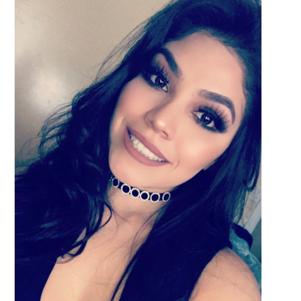 Meet your Posher, Karolina