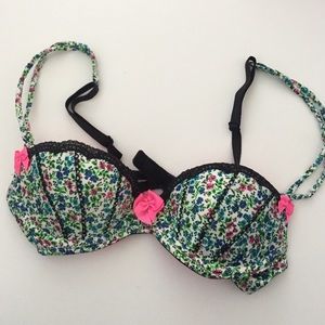 Victoria Secret Push-up Bra