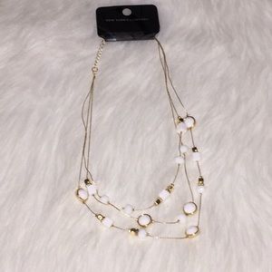 New York & Company white & faux gold necklace