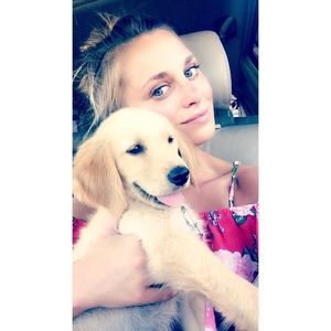 Meet your Posher, Carley