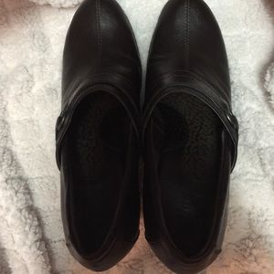 BOC slip on shoes