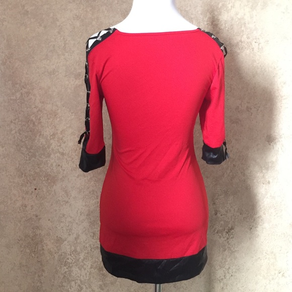 Red d-ring corset tie tunic top - Picture 4 of 4