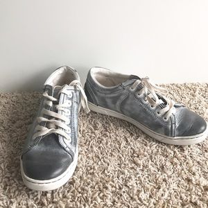 UGG Vintage Leather Tomi Sneakers
