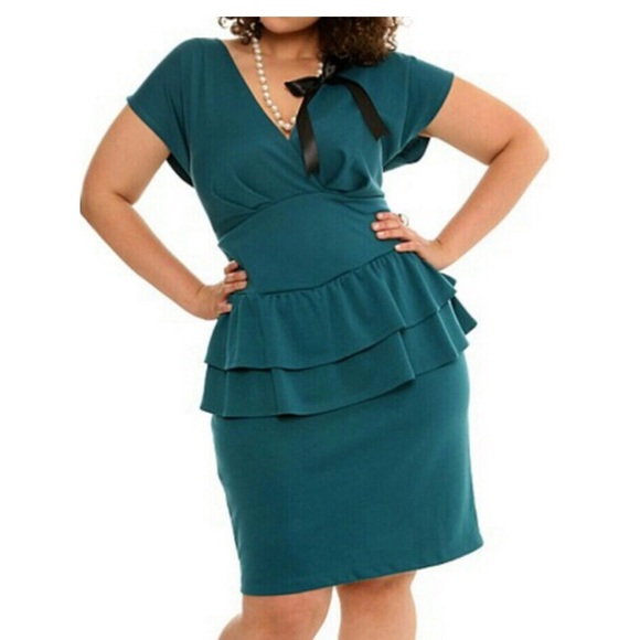 Torrid Size 14 Peplum Dress