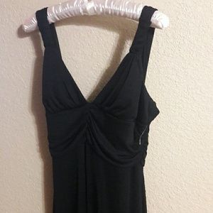 Black Gown sz 13/14 ?Clearance