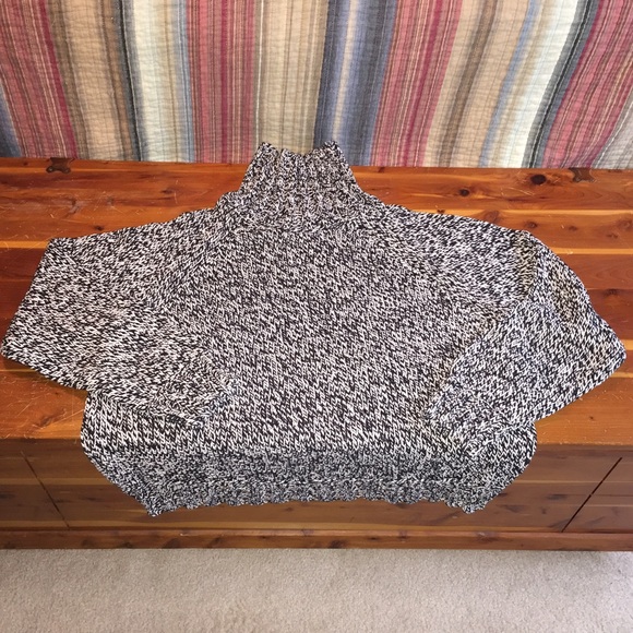 Liz Claiborne Turtleneck Sweater