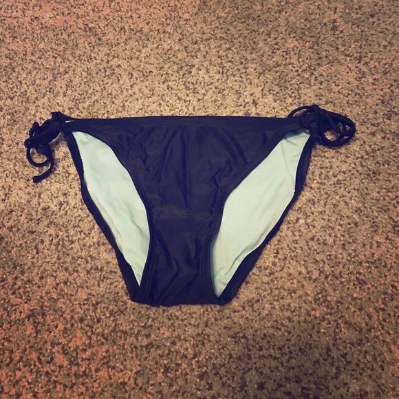 Black bikini bottom