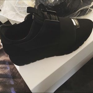 Balenciaga runners Sz 38