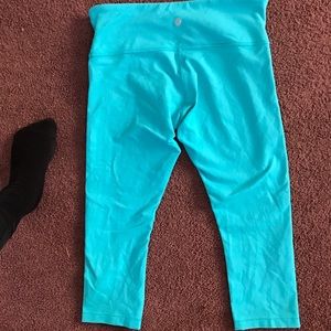 Baby blue lulumelon leggings size 6