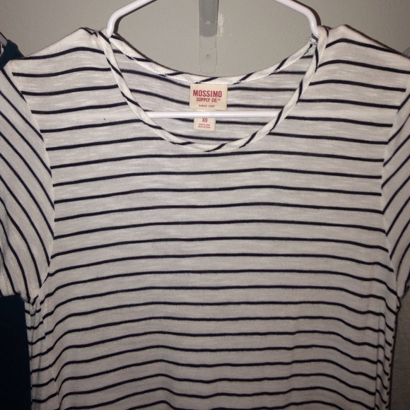 Cute stripe tunic ! 💕 - Picture 2 of 2