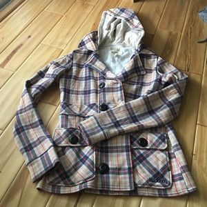 Billabong plaid fitted peacoat w hood Fabulous! M