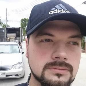 Meet your Posher, Thomas