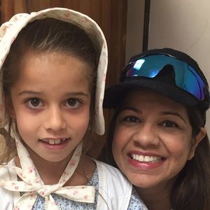 Meet your Posher, Ana