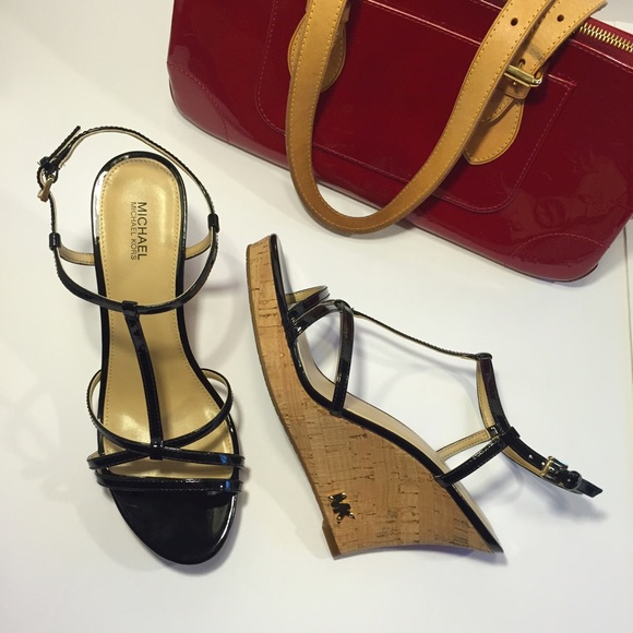 michael kors kami t strap