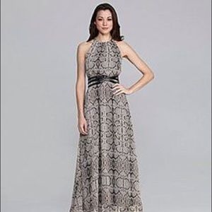 Women's Jessica Simpson Maxi dress. Size 14