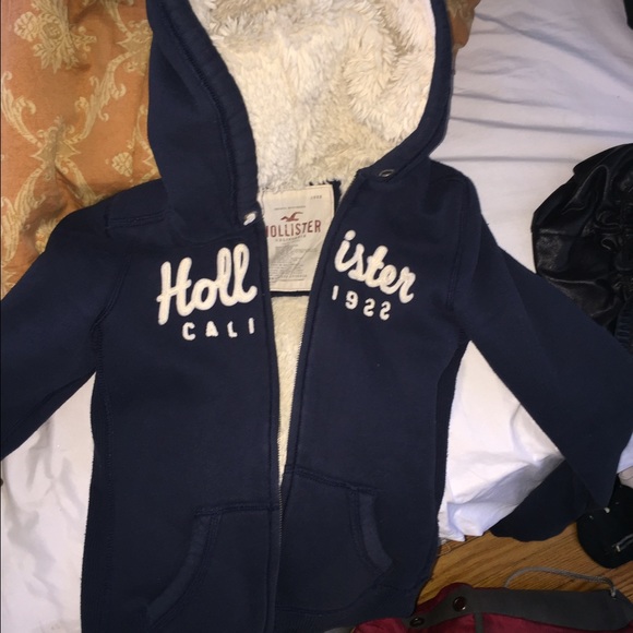 SOLD 🚫 Hollister Fur Jacket Hoodie