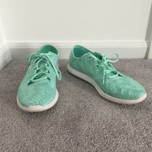 under armor running shoes