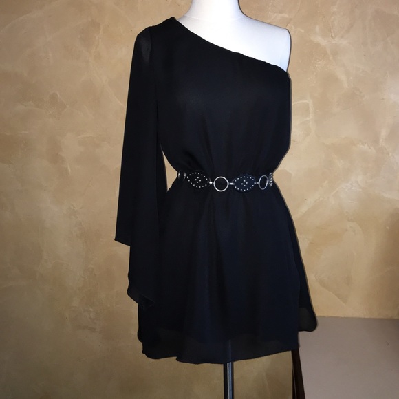 Mini One shoulder little black dress