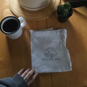 GIRLS BITE BACK Brandy Melville graphic T-shirt