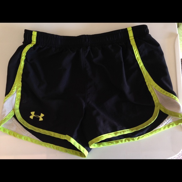 Under Armour Shorts - Picture 3 of 4