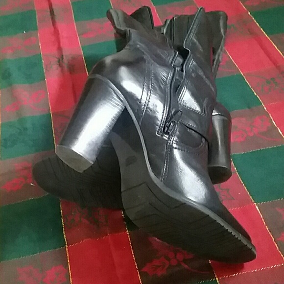 B P WOMEMS MID CALF LEATHER BOOTS - Picture 4 of 4