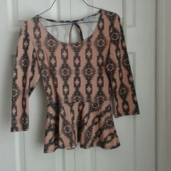 Pink and black quarter sleeve peplum top