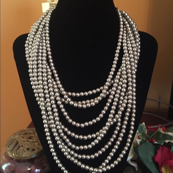 Multi-strand pearl necklace