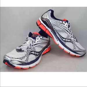 Saucony Triumph Size 10