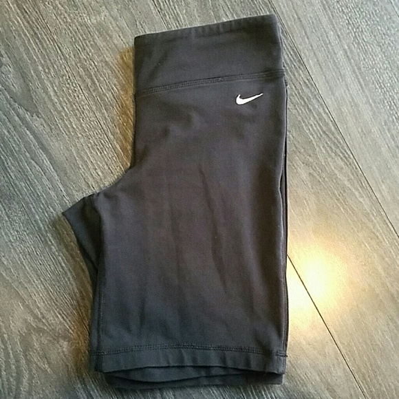 Dri fit nike shorts.small - Picture 1 of 4