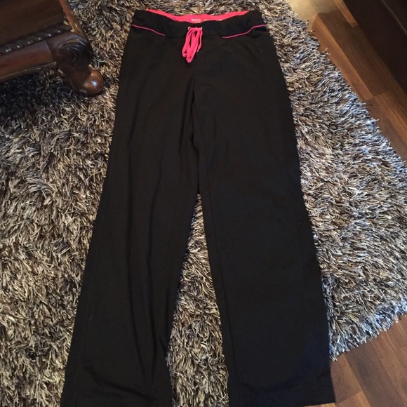 Medium Danskin Now ladies athletic pants