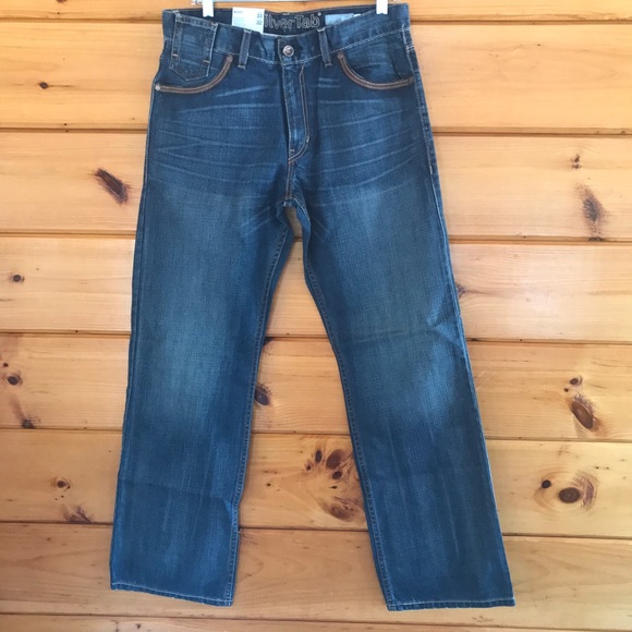 NWT LEVI'S SILVER TAB BOOT CUT JEANS - Picture 3 of 4