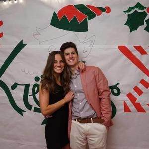 Meet your Posher, Abigail