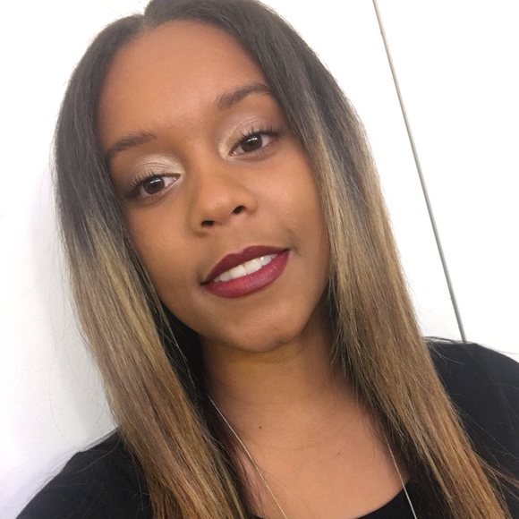 Meet your Posher, Jada